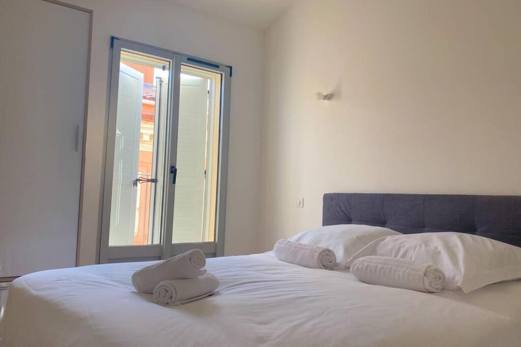 Splendide T2 vieille ville d'Ajaccio Ajaccio  Extérieur photo